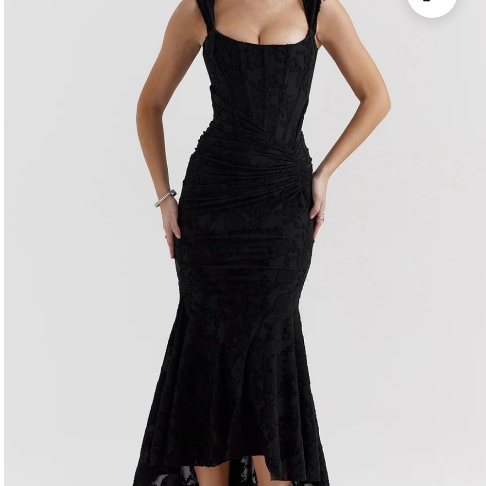 Lace Off-Shoulder Ruched Fitted Dress
